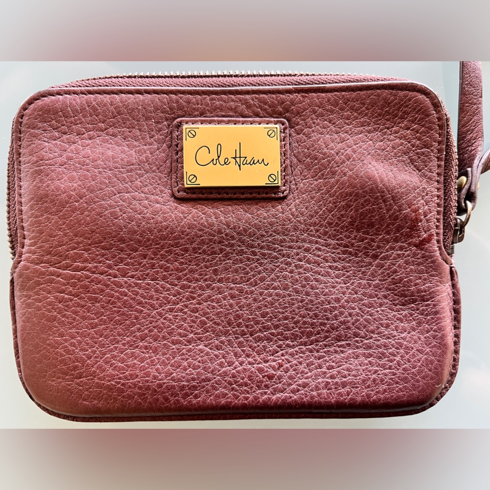 Cole Haan Wristlet Chocolate 🍫 Brown or Ivory Pebble Leather Zip Pouch Purse Bag
